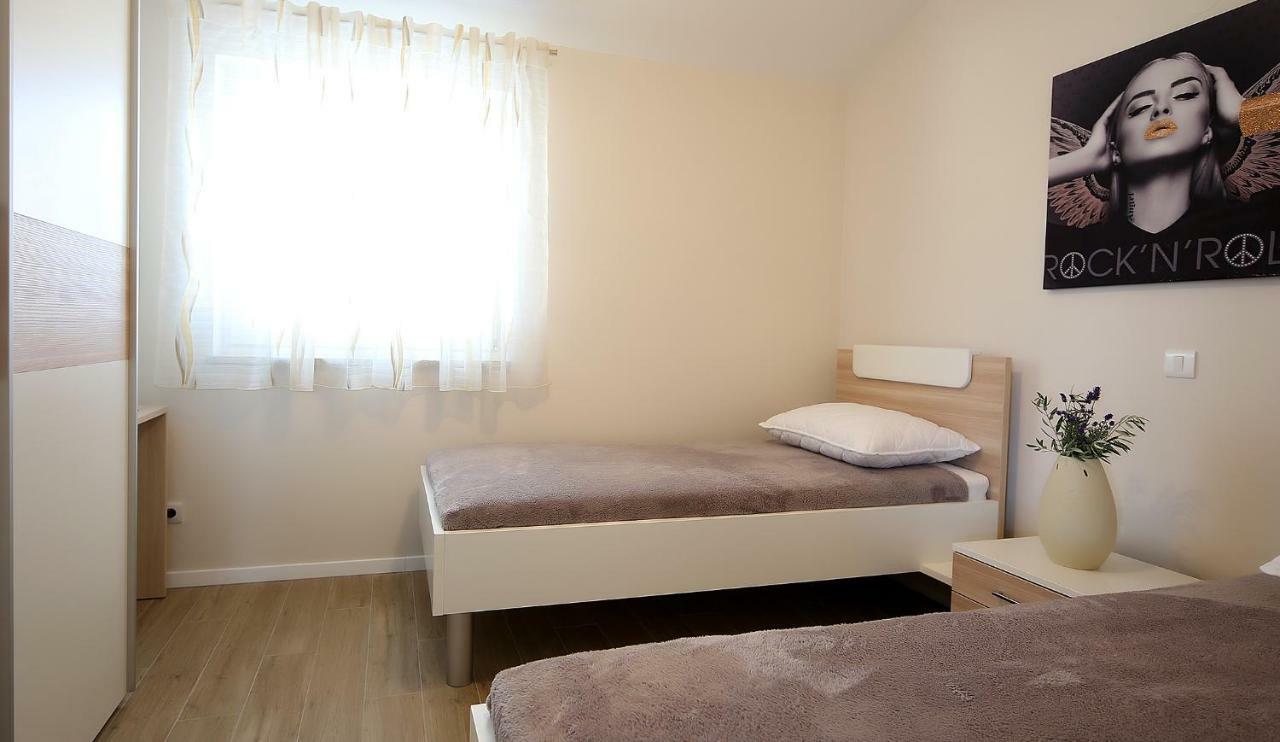 Apartment Porpo Malinska Zewnętrze zdjęcie